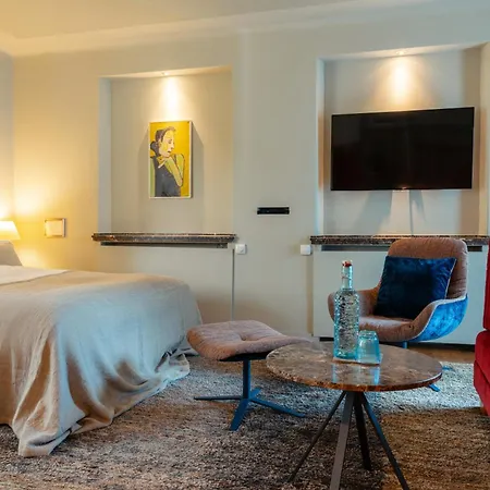 Hotell Boutique & Design Auersperg 4*