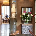 Boutique & Design Hotel Auersperg