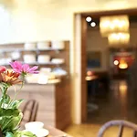 Hotel Boutique & Design Hotel Auersperg 4*