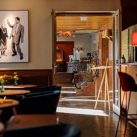 Отель Boutique & Design Auersperg 4*